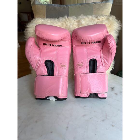 Title Padded Boxing Gloves in Bright Pink - Picture 3 of 6